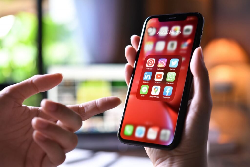 Choosing Your Mobile Strategy: iOS, Android, or Cross-Platform